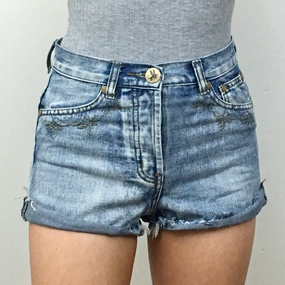 {One Teaspoon} High-rise Cut-offs - Picture 6 of 8